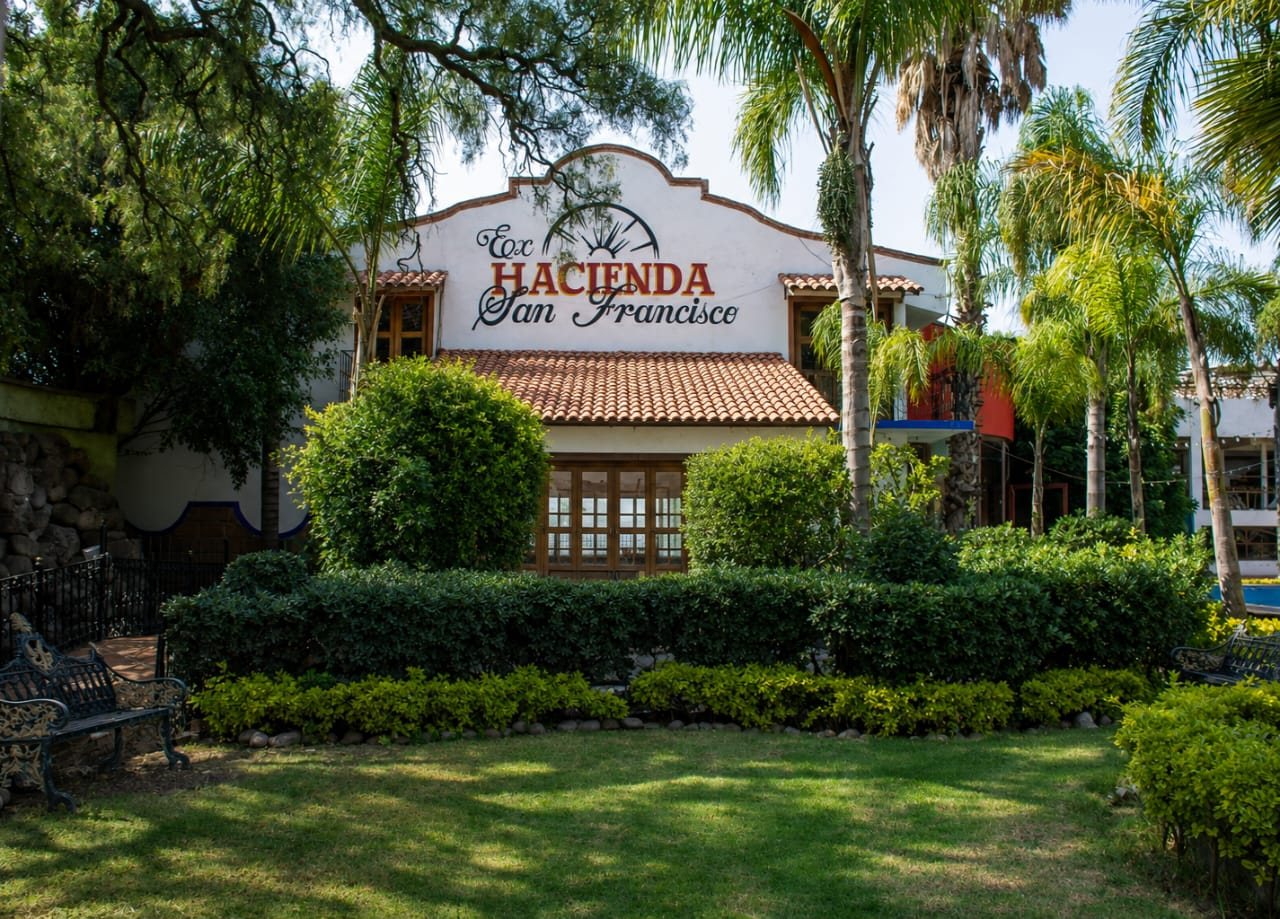 Fachada de Ex Hacienda San Francisco